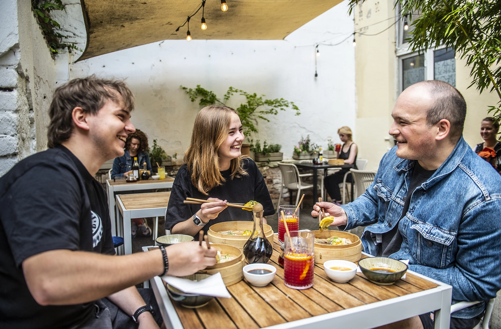 Exteriér restaurace Dim Sum Spot Letná
